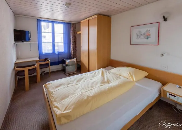 Krone Otel 3*